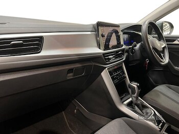 Used Volkswagen T-Roc 2023 for sale - 78348851: Photo