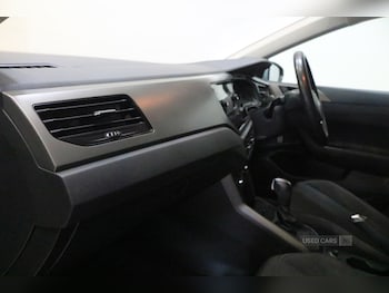 Used Volkswagen Polo 2021 for sale - 76153515: Photo 2
