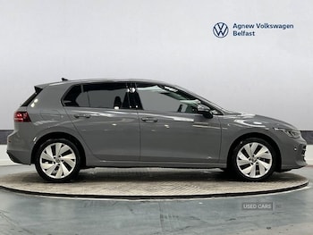 Used Volkswagen Golf 2024 for sale - 78753127: Photo
