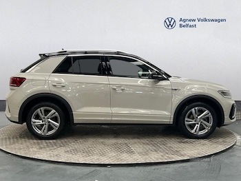 Used Volkswagen T-Roc 2023 for sale - 79237672: Photo