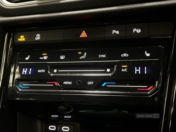 Used Volkswagen T-Roc 2025 for sale - 77854507: Photo 28