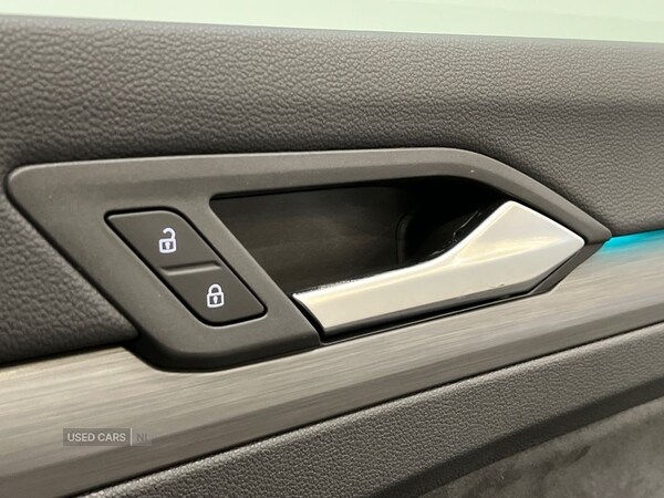 Used Volkswagen Golf 2024 for sale - 77825396: Photo 30