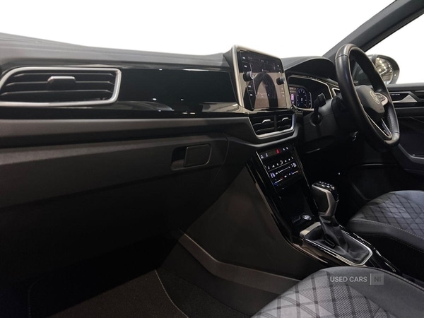 Used Volkswagen T-Roc 2024 for sale - 77401063: Photo 2