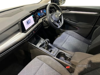 Used Volkswagen Golf 2023 for sale - 77075136: Photo