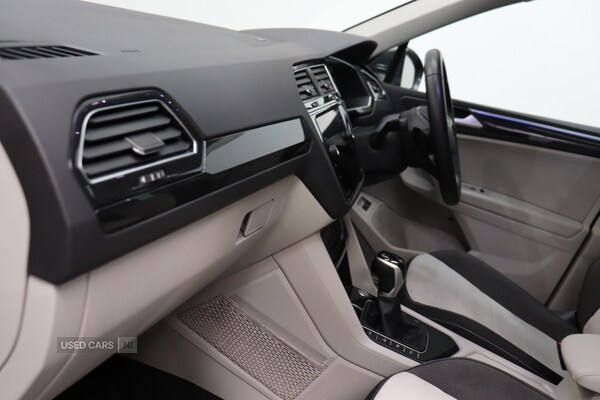Used Volkswagen Tiguan 2023 for sale - 74936284: Photo 46