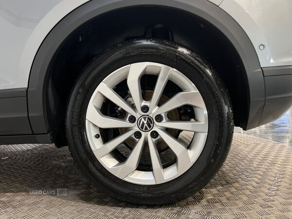 Used Volkswagen T-Roc 2025 for sale - 77268354: Photo 25