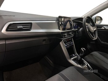 Used Volkswagen T-Roc 2025 for sale - 77268354: Photo