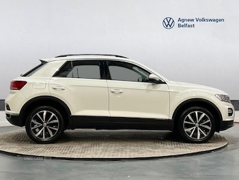 Used Volkswagen T-Roc 2019 for sale - 79465623: Photo