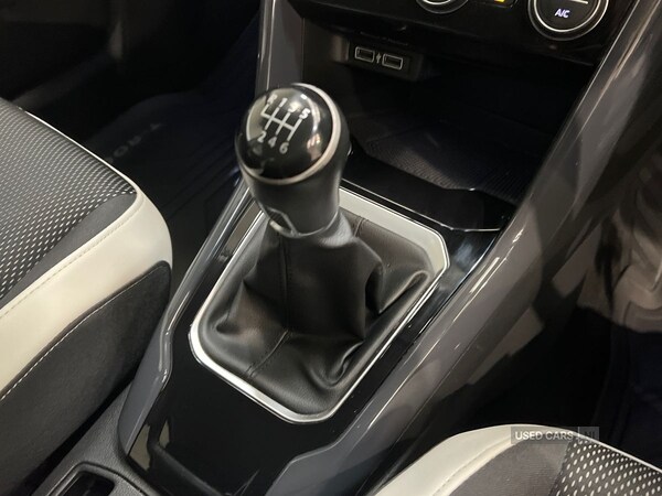 Used Volkswagen T-Roc 2019 for sale - 76123209: Photo 15