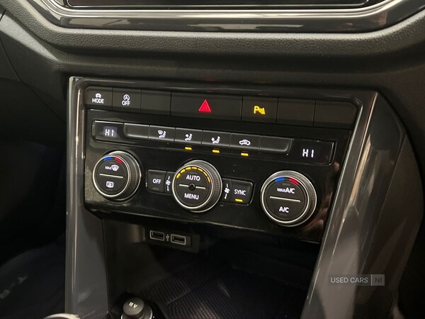 Used Volkswagen T-Roc 2019 for sale - 76123209: Photo 28