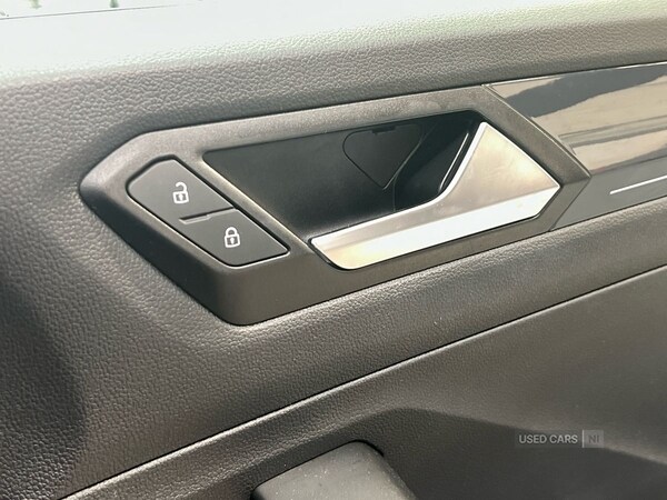 Used Volkswagen T-Roc 2019 for sale - 76123209: Photo 31