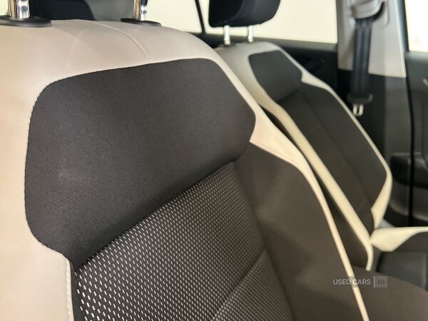 Used Volkswagen T-Roc 2019 for sale - 76123209: Photo 32