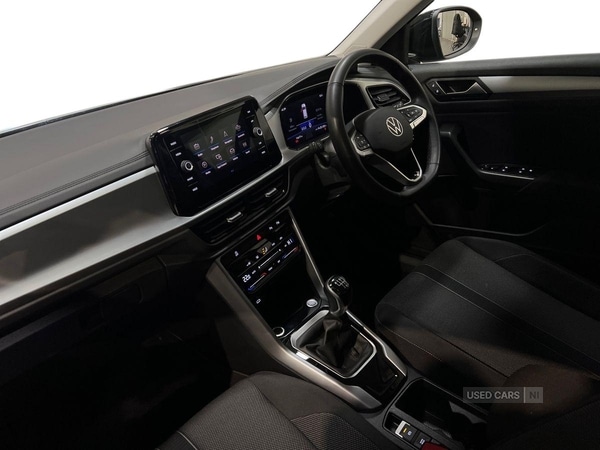 Used Volkswagen T-Roc 2025 for sale - 77738840: Photo 2