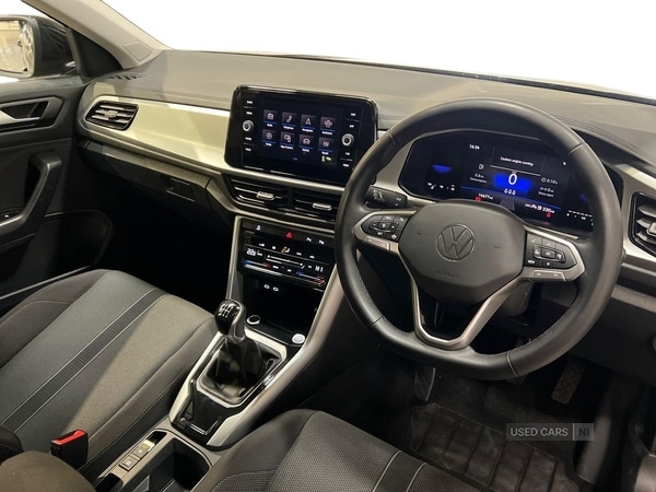 Used Volkswagen T-Roc 2025 for sale - 77738840: Photo 6