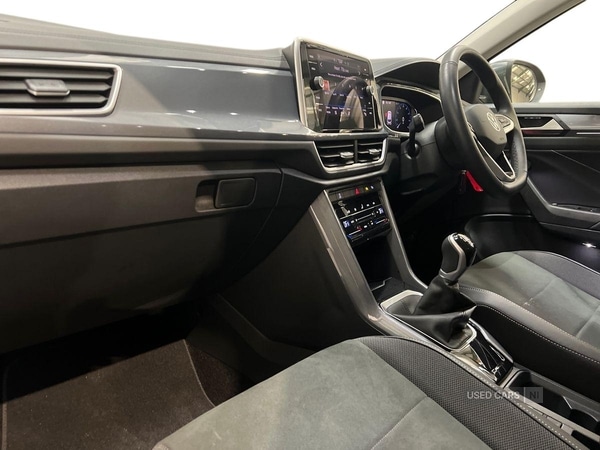 Used Volkswagen T-Roc 2024 for sale - 77230835: Photo 2