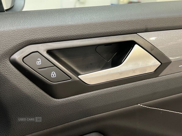 Used Volkswagen T-Roc 2024 for sale - 77230835: Photo 29