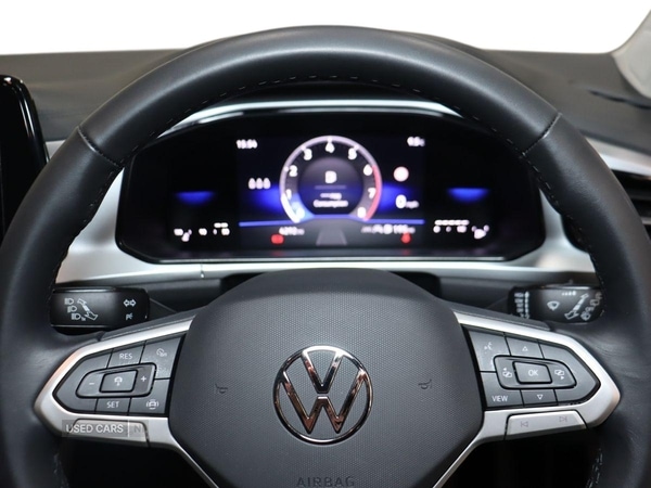 Used Volkswagen T-Roc 2025 for sale - 76473959: Photo 8