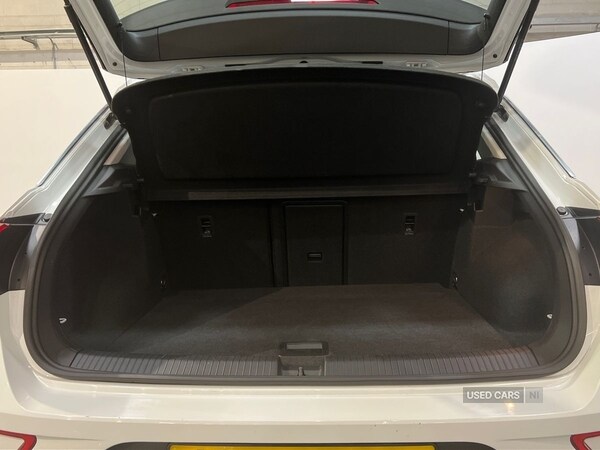 Used Volkswagen T-Roc 2023 for sale - 76850621: Photo 10