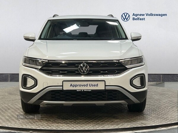 Used Volkswagen T-Roc 2023 for sale - 76850621: Photo 11