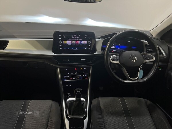 Used Volkswagen T-Roc 2023 for sale - 76850621: Photo 23