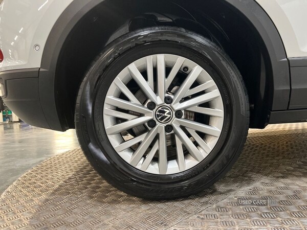 Used Volkswagen T-Roc 2023 for sale - 76850621: Photo 24