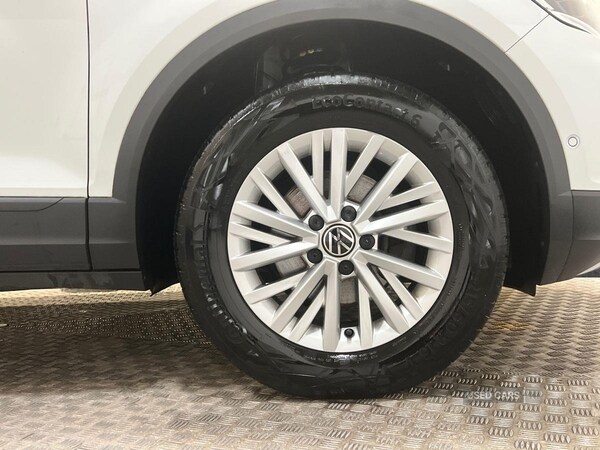 Used Volkswagen T-Roc 2023 for sale - 76850621: Photo 5