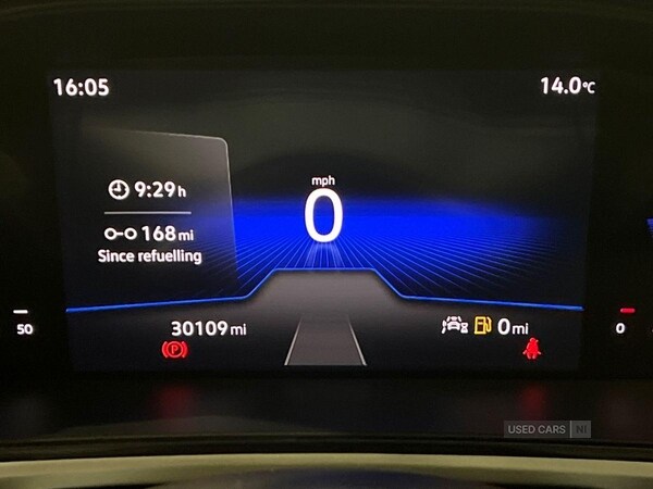 Used Volkswagen T-Roc 2023 for sale - 76850621: Photo 9