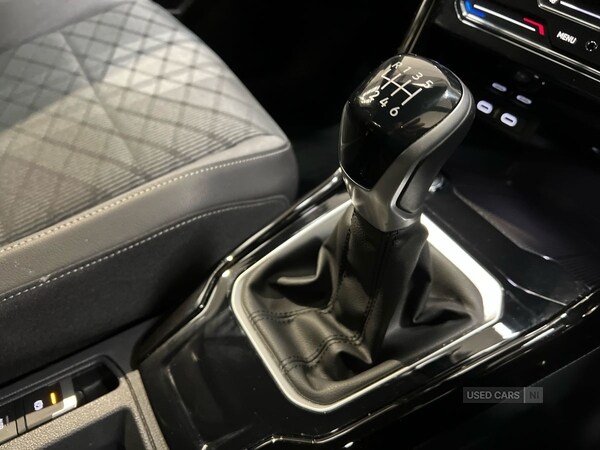 Used Volkswagen T-Roc 2023 for sale - 76621221: Photo 15