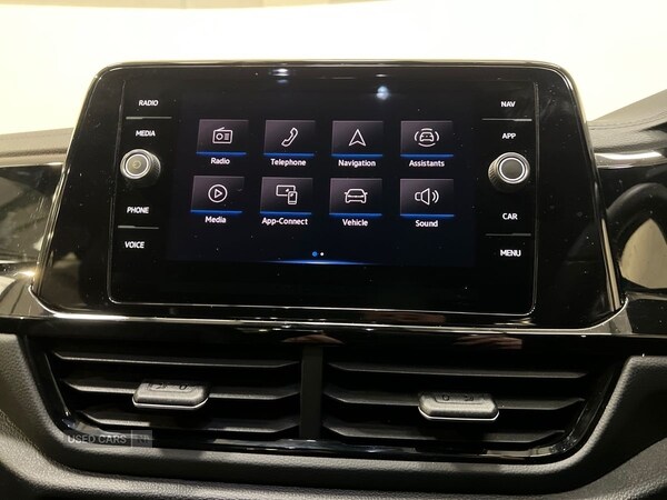 Used Volkswagen T-Roc 2023 for sale - 76621221: Photo 32