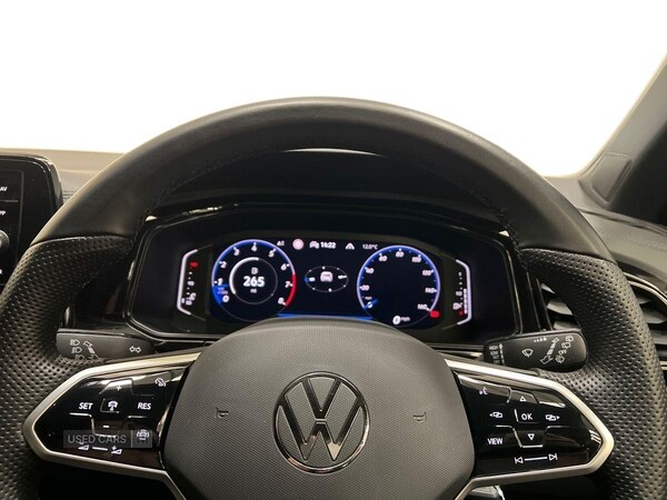 Used Volkswagen T-Roc 2023 for sale - 76621221: Photo 8