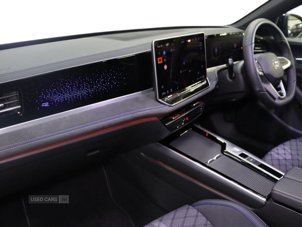 Used Volkswagen Passat 2025 for sale - 76441606: Photo 2