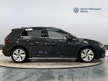 Used Volkswagen Golf 2021 for sale - 77401052: Photo