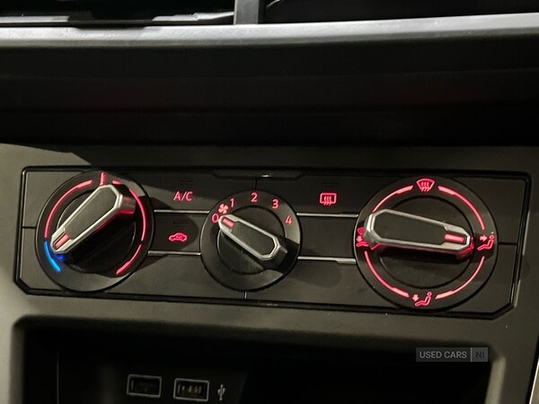 Used Volkswagen Polo 2018 for sale - 76787397: Photo 27