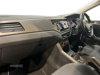 Used Volkswagen Polo 2018 for sale - 76787397: Photo