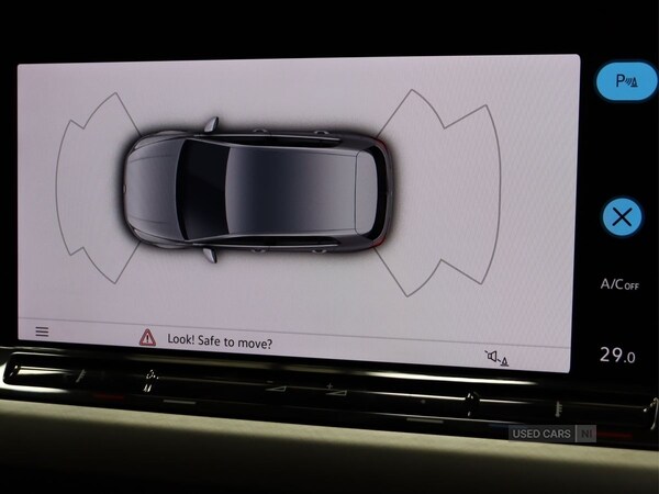 Used Volkswagen Golf 2021 for sale - 76315403: Photo 32