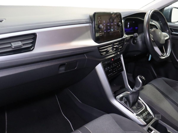 Used Volkswagen T-Roc 2022 for sale - 76378260: Photo 2