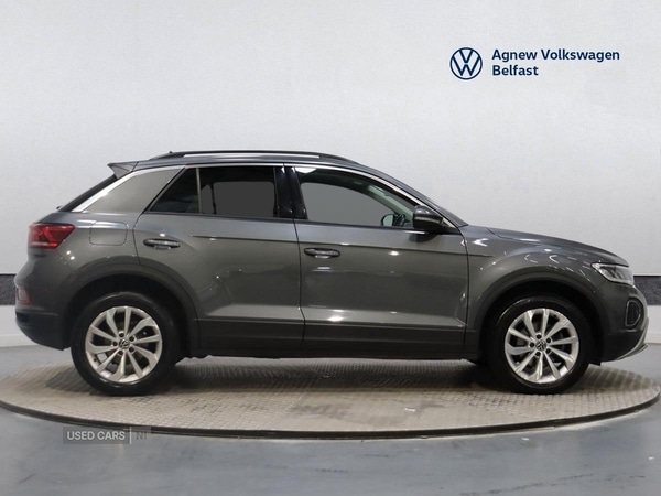 Used Volkswagen T-Roc 2022 for sale - 76378260: Photo 4