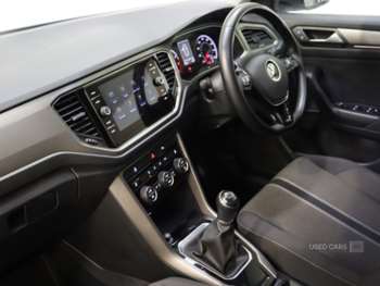 Used Volkswagen T-Roc 2021 for sale - 75126434: Photo