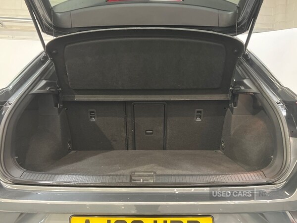 Used Volkswagen T-Roc 2022 for sale - 77538787: Photo 10