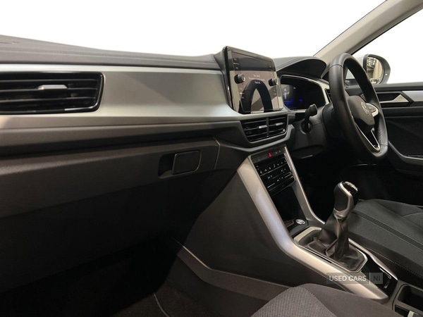 Used Volkswagen T-Roc 2024 for sale - 77784875: Photo 2