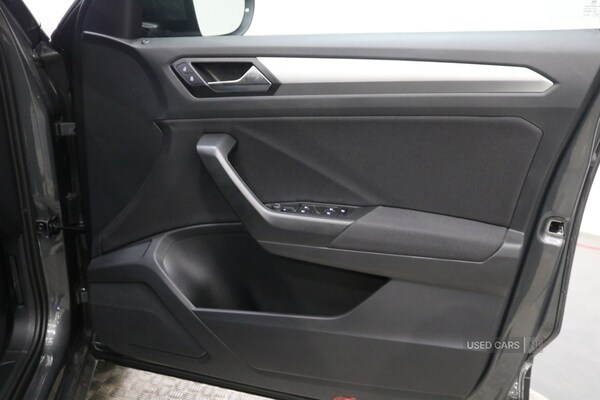 Used Volkswagen T-Roc 2024 for sale - 76271304: Photo 23