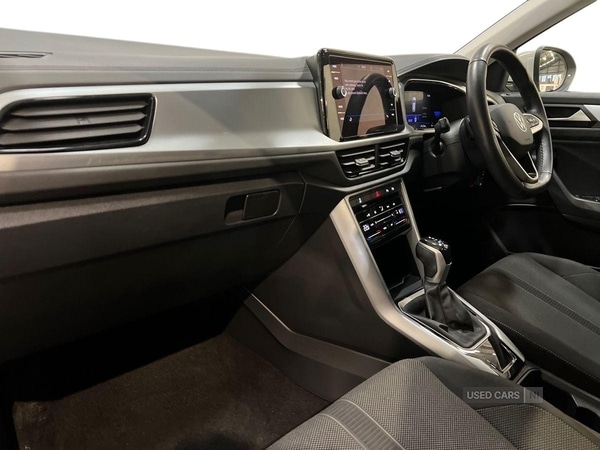 Used Volkswagen T-Roc 2022 for sale - 77525331: Photo 2