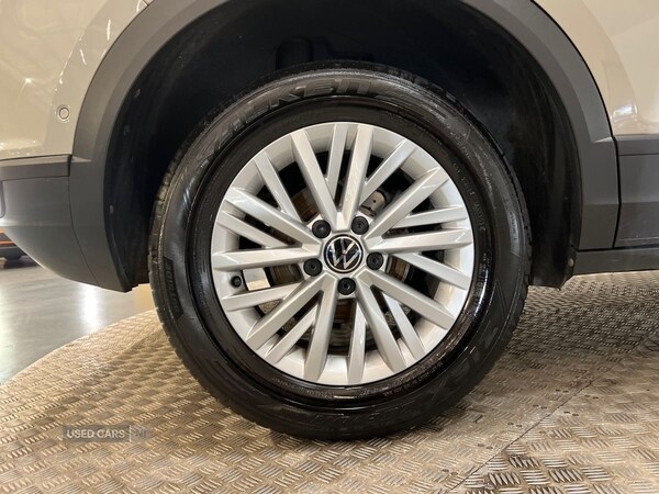 Used Volkswagen T-Roc 2022 for sale - 77525331: Photo 24