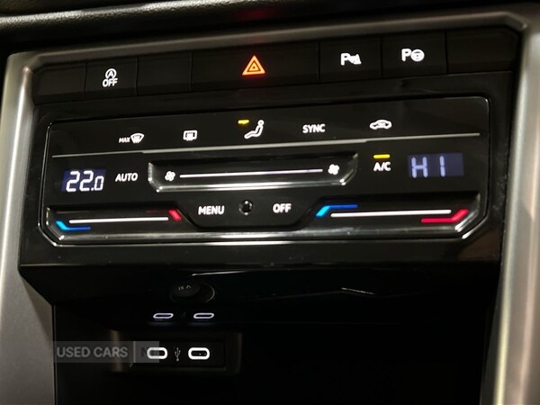 Used Volkswagen T-Roc 2022 for sale - 77525331: Photo 28