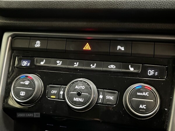 Used Volkswagen T-Roc 2021 for sale - 77387904: Photo 28