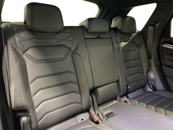 Used Volkswagen Touareg 2025 for sale - 76296185: Photo 14