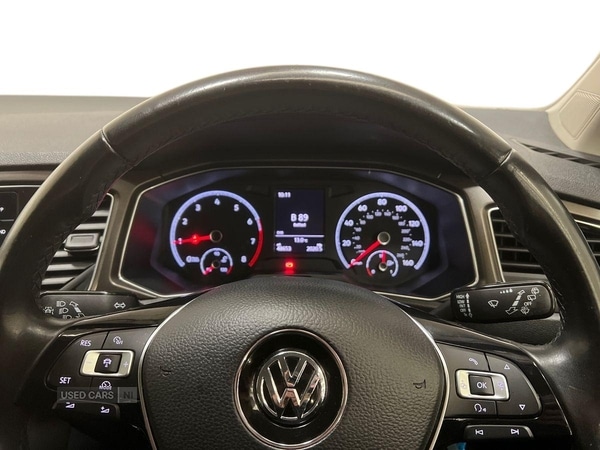 Used Volkswagen T-Roc 2018 for sale - 77770297: Photo 8