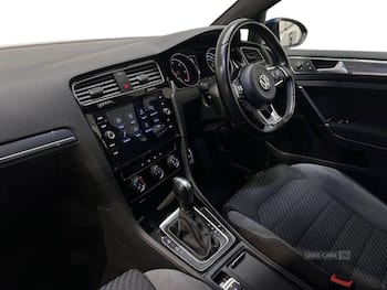 Used Volkswagen Golf 2019 for sale - 79646662: Photo