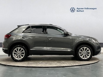 Used Volkswagen T-Roc 2022 for sale - 79427129: Photo