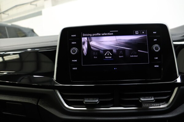 Used Volkswagen T-Roc 2025 for sale - 75327647: Photo 25